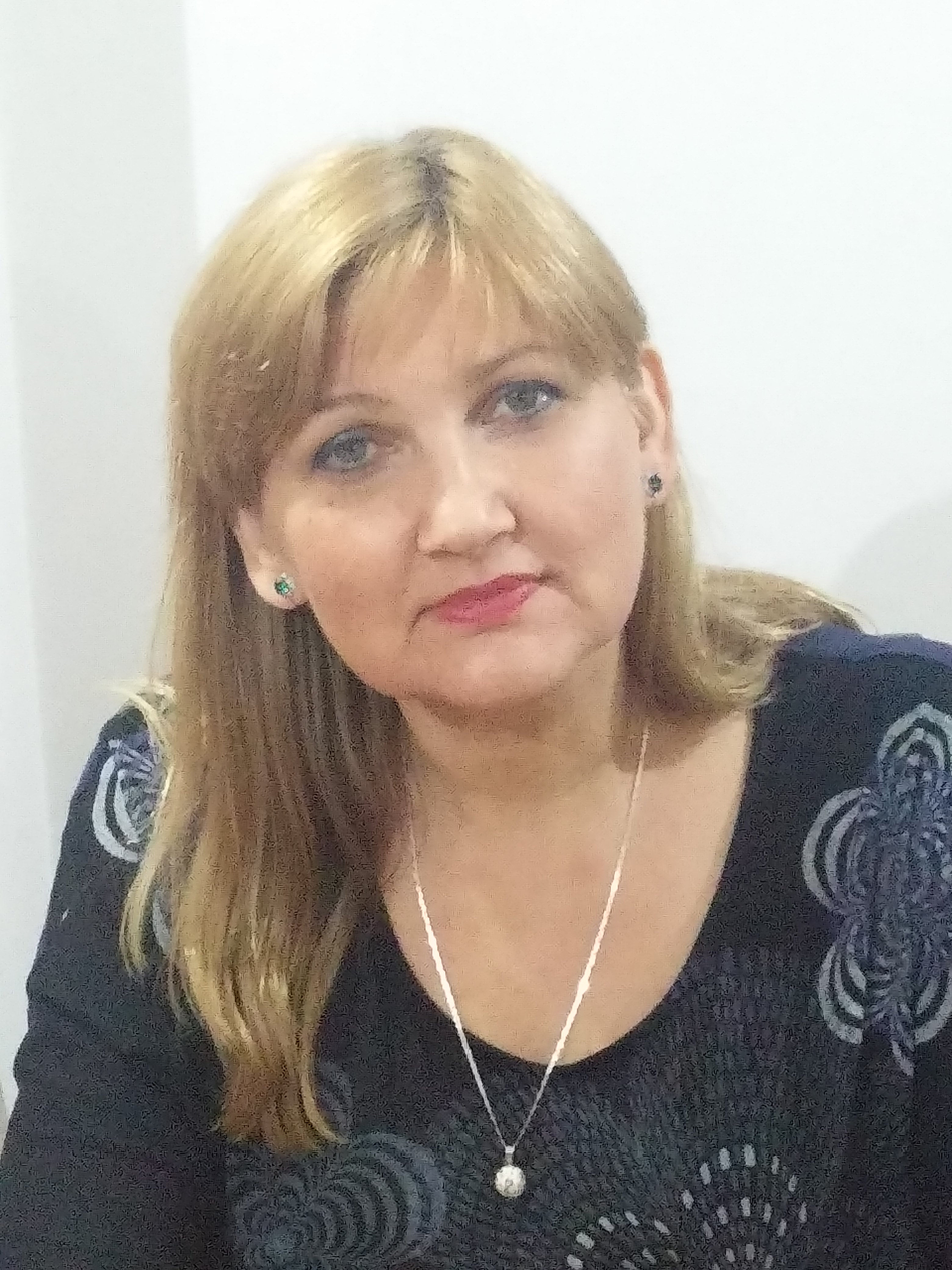 Carmen Holotescu